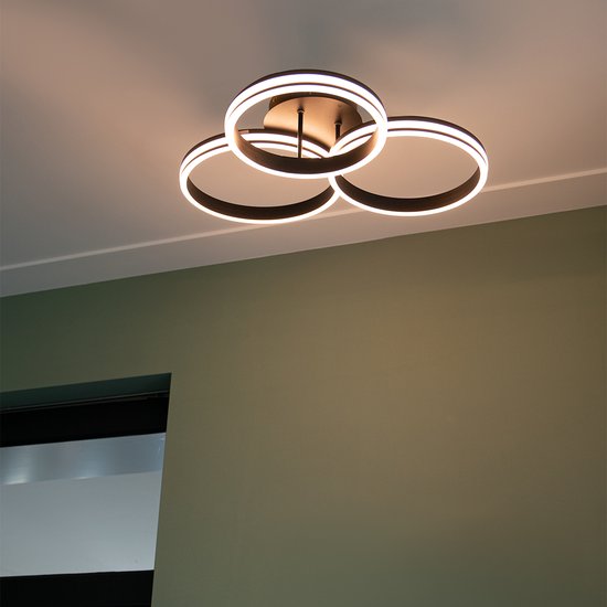 Complete buitenverlichting tussen de tegels verwerkt | Praktische tips & advies
