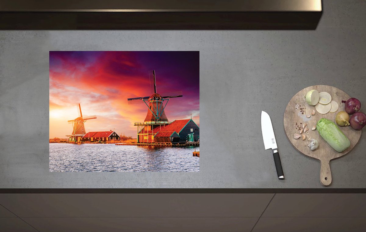 Inductieplaat Beschermer - Nederlandse Windmolens aan het Water onder Paars met Oranje Lucht - 60x52 cm - 2 mm Dik - Inductie Beschermer van Vinyl