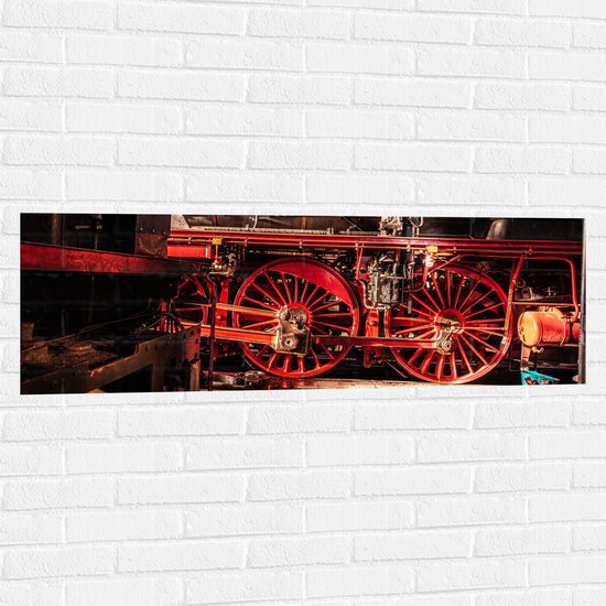 WallClassics - Muursticker - Zwarte Trein met rode Wielen - 120x40 cm Foto op Muursticker