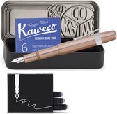 Kaweco - Cadeauset - 4delig - Kaweco AL SPORT Fountain Pen ROSE vulpen - Extra Fine - Nostalgic Octagonal Clip Chrome - Zwart Vintage blikje - Doosje Royal Blue - Doosje zwarte Vullingen