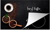 KitchenYeah® Inductie beschermer 90x52 cm - Eerst koffie daarna dingen doen - Quotes - Spreuken - Koffie - Kookplaataccessoires - Afdekplaat voor kookplaat - Inductiebeschermer - Inductiemat - Inductieplaat mat