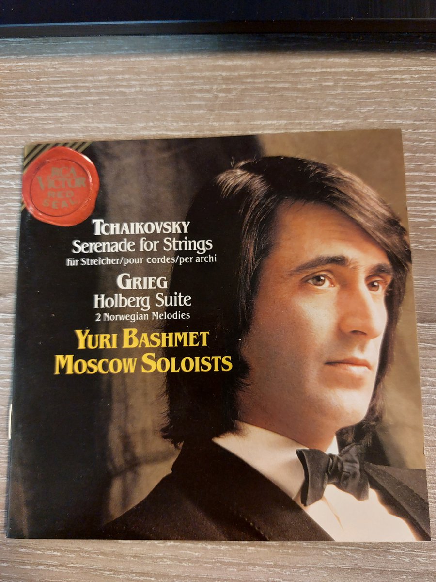 1-CD TCHAIKOVSKY: SERENADE FOR STRINGS / GRIEG: HOLBERG SUITE - MOSCOW SOLOISTS / YURI BASHMET