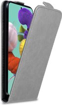 Cadorabo Hoesje geschikt voor Samsung Galaxy A51 4G / M40s in TITANIUM GRIJS - Beschermhoes in flip design Case Cover met magnetische sluiting