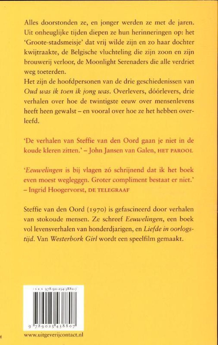 Achterkant van een boek 'Oud was ik toen ik jong' met tekst en ISBN-streepjescode.