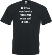 Mijncadeautje Unisex T-shirt zwart (maat L)  Ik kook een beetje vreemd