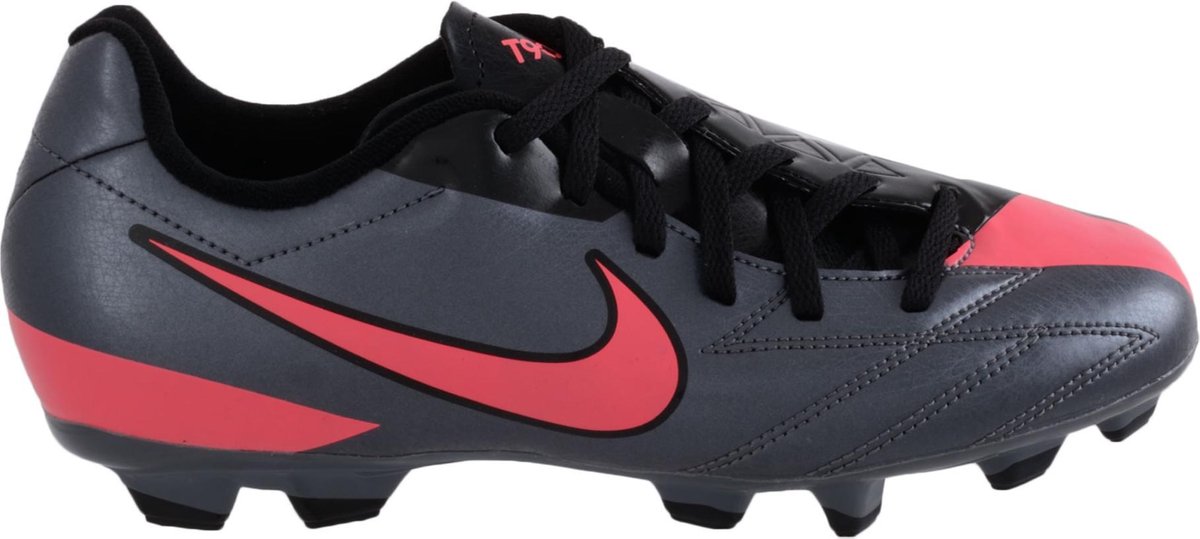 nike total ninety shoot