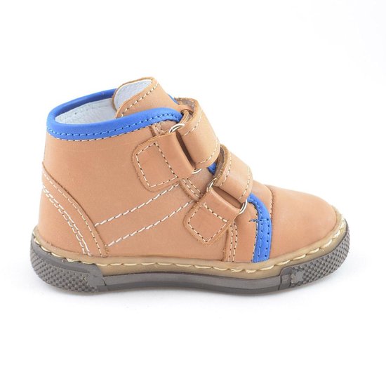 Klittenband lage schoenen voor jongens in de maat 20 | KLEDING.nl