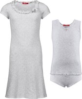 Exclusief Luxueus Kinder nachtkleding ; een Luxe mooi zacht grijs Girly Nachthemd met een verfijnde hals verwerking én een bijpassend zacht grijs ondergoed setje maat 116