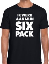 Ik werk aan mijn SIX Pack tekst t-shirt zwart heren M