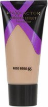 Max Factor Smooth Effect Foundation - Rose Beige