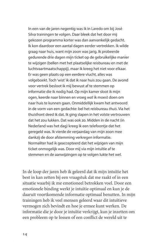 Tekstpagina uit een boek over intuïtie, met een anekdote over een reis en het gebruik van intuïtie.