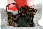 Valentijnsbox voor haar - Tasje - Panterprint sjaal - Tijgerprint paraplu - heerlijk zachte handschoenen - Ballon hartjesvorm - luxe geschenkdoos - valentijn cadeautje vrouw - valentijnsdag l