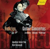 The Amadeus Duo, Dale Kavanagh - Rodrigo: Guitar Concertos (CD)