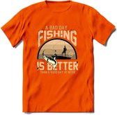 A Bad Day Fishing - Vissen T-Shirt | Beige | Grappig Verjaardag Vis Hobby Cadeau Shirt | Dames - Heren - Unisex | Tshirt Hengelsport Kleding Kado - Oranje - 3XL