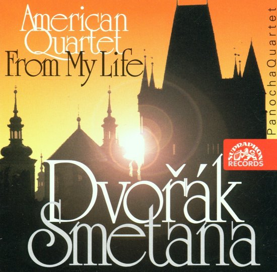CD-hoes met een oranje zonsondergang boven stadstorens. Titel 'American Quartet From My Life' en namen van componisten in witte letters.