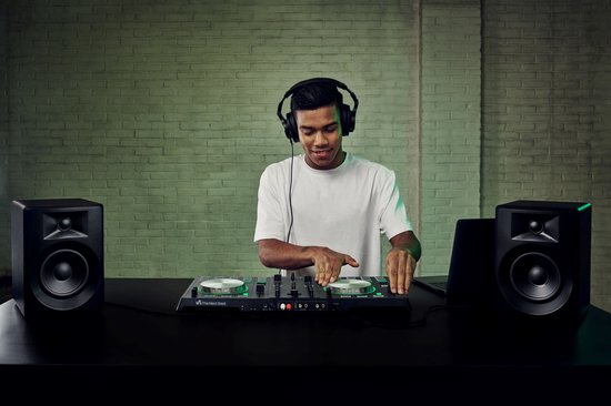 The Next Beat by Tiësto -  DJ Controller voor beginnende tot gevorderde DJ -  DJ Set -  DJ Software (App) - DJ Gear - The Next Beat