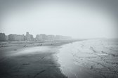 Dibond - Zee - Strand in wit / grijs / zwart - 120 x 180 cm.