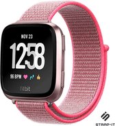 Nylon Smartwatch bandje - Geschikt voor  Fitbit Versa / Versa 2 nylon bandje - knalroze - Strap-it Horlogeband / Polsband / Armband