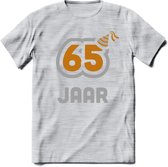 65 Jaar Feest T-Shirt | Goud - Zilver | Grappig Verjaardag Cadeau Shirt | Dames - Heren - Unisex | Tshirt Kleding Kado | - Licht Grijs - Gemaleerd - XXL