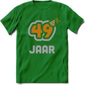 49 Jaar Feest T-Shirt | Goud - Zilver | Grappig Verjaardag Cadeau Shirt | Dames - Heren - Unisex | Tshirt Kleding Kado | - Donker Groen - S