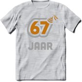 67 Jaar Feest T-Shirt | Goud - Zilver | Grappig Verjaardag Cadeau Shirt | Dames - Heren - Unisex | Tshirt Kleding Kado | - Licht Grijs - Gemaleerd - XL