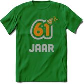 61 Jaar Feest T-Shirt | Goud - Zilver | Grappig Verjaardag Cadeau Shirt | Dames - Heren - Unisex | Tshirt Kleding Kado | - Donker Groen - 3XL