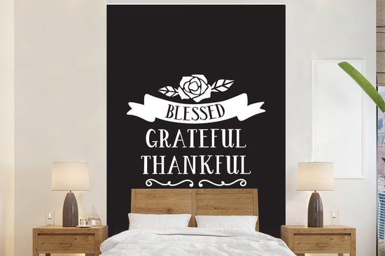 Foto: Behang fotobehang quote blessed grateful thankful wanddecoratie kerst zwart breedte 155 cm x hoogte 240 cm