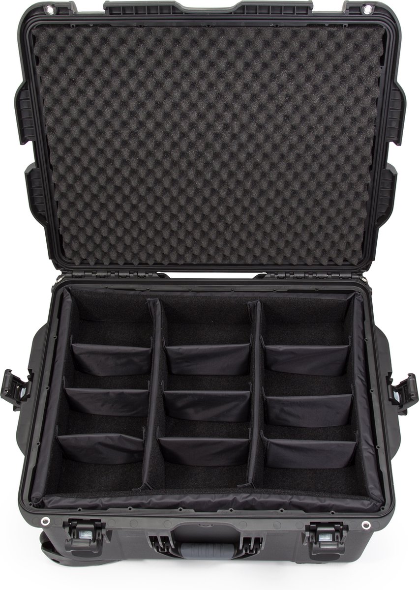 Nanuk 960 Case w/padded divider - Black