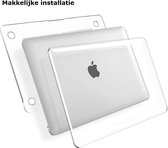 Xssive Macbook case - Macbook hoesje - Macbook NEW PRO 15' A1707 - Transparant