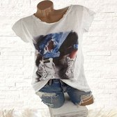 Trendy vintage t-shirt zomershirt van 100% katoen met sneaker print kleur wit Made in Italy maat 34 36 XS S