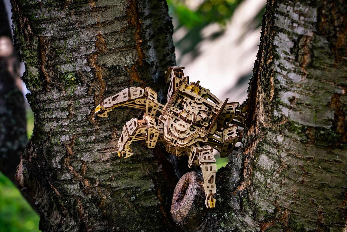 UGEARS Houten 3D Model - Hexapod Verkenner — afbeelding 18