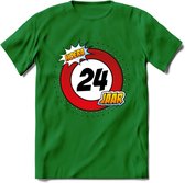 24 Jaar Hoera Verkeersbord T-Shirt | Grappig Verjaardag Cadeau | Dames - Heren | - Donker Groen - M