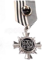 Medaille-Speld- Zwart- beige- Kleding versiering- Charme Bijoux