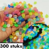 +- 300 kleine Glow In The Dark Steentjes - aquarium stenen - Pebbles - mix