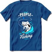 Cool People Do Fishing - Vissen T-Shirt | Blauw | Grappig Verjaardag Vis Hobby Cadeau Shirt | Dames - Heren - Unisex | Tshirt Hengelsport Kleding Kado - Donker Blauw - 3XL