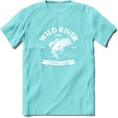 Fishing Club - Vissen T-Shirt | Grappig Verjaardag Vis Hobby Cadeau Shirt | Dames - Heren - Unisex | Tshirt Hengelsport Kleding Kado - Licht Blauw - S