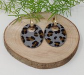 Musthaves oorbellen met leopard print