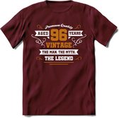 96 Jaar Legend T-Shirt | Goud - Wit | Grappig Verjaardag en Feest Cadeau Shirt | Dames - Heren - Unisex | Tshirt Kleding Kado | - Burgundy - L