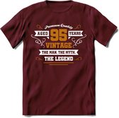 95 Jaar Legend T-Shirt | Goud - Wit | Grappig Verjaardag en Feest Cadeau Shirt | Dames - Heren - Unisex | Tshirt Kleding Kado | - Burgundy - S