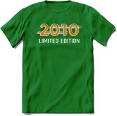 2010 Limited Edition Lines T-Shirt | Goud - Zilver | Grappig Verjaardag en Feest Cadeau Shirt | Dames - Heren - Unisex | Tshirt Kleding Kado | - Donker Groen - S