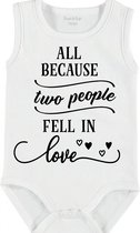 Baby Rompertje met tekst 'All because two people fell in love' | mouwloos l | wit zwart | maat 50/56 | cadeau | Kraamcadeau | Kraamkado