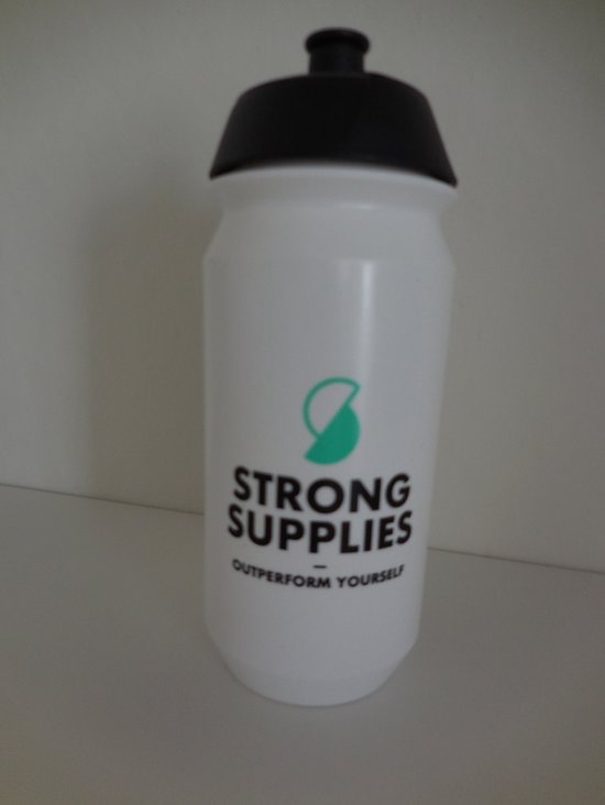 Strong Supplies -DRINKFLES MET SHANTI DOP - 500 ML