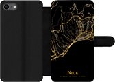 Bookcase Geschikt voor iPhone 8 telefoonhoesje - Nice - Kaart - Goud - Met vakjes - Wallet case met magneetsluiting