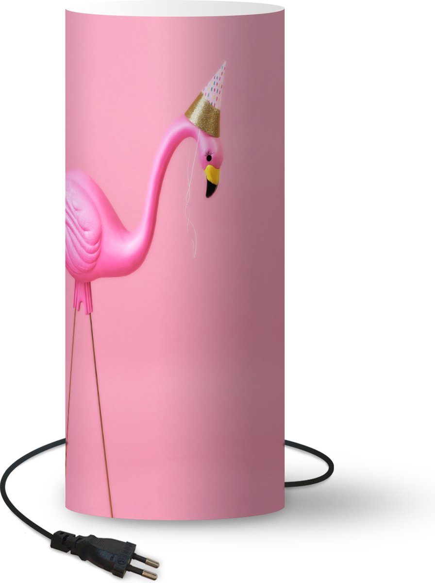 Lamp - Nachtlampje - Tafellamp slaapkamer - Roze flamingo met een feesthoed - 70 cm hoog - Ø29.6 cm - Inclusief LED lamp