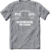 41 Jaar Legend T-Shirt | Zilver - Wit | Grappig Verjaardag en Feest Cadeau | Dames - Heren - Unisex | Kleding Kado | - Donker Grijs - Gemaleerd - XL