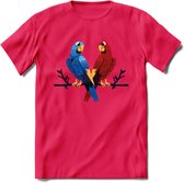 Lovebirds - Valentijn T-Shirt | Grappig Valentijnsdag Cadeautje voor Hem en Haar | Dames - Heren - Unisex | Kleding Cadeau | - Roze - L