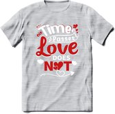 Time Passes Love Does Not - Valentijn T-Shirt | Grappig Valentijnsdag Cadeautje voor Hem en Haar | Dames - Heren - Unisex | Kleding Cadeau | - Licht Grijs - Gemaleerd - 3XL