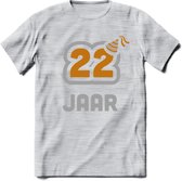 22 Jaar Feest T-Shirt | Goud - Zilver | Grappig Verjaardag Cadeau Shirt | Dames - Heren - Unisex | Tshirt Kleding Kado | - Licht Grijs - Gemaleerd - XL