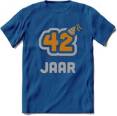 42 Jaar Feest T-Shirt | Goud - Zilver | Grappig Verjaardag Cadeau Shirt | Dames - Heren - Unisex | Tshirt Kleding Kado | - Donker Blauw - L