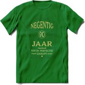 90 Jaar Legendarisch Gerijpt T-Shirt | Mos - Ivoor | Grappig Verjaardag en Feest Cadeau Shirt | Dames - Heren - Unisex | Tshirt Kleding Kado | - Donker Groen - S